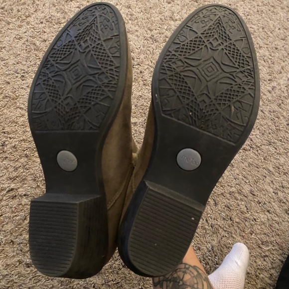 Booties - Picture 2 of 5